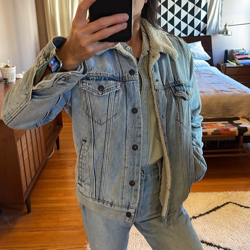 Levi's Shearling Jean Jacket - Small - image 2